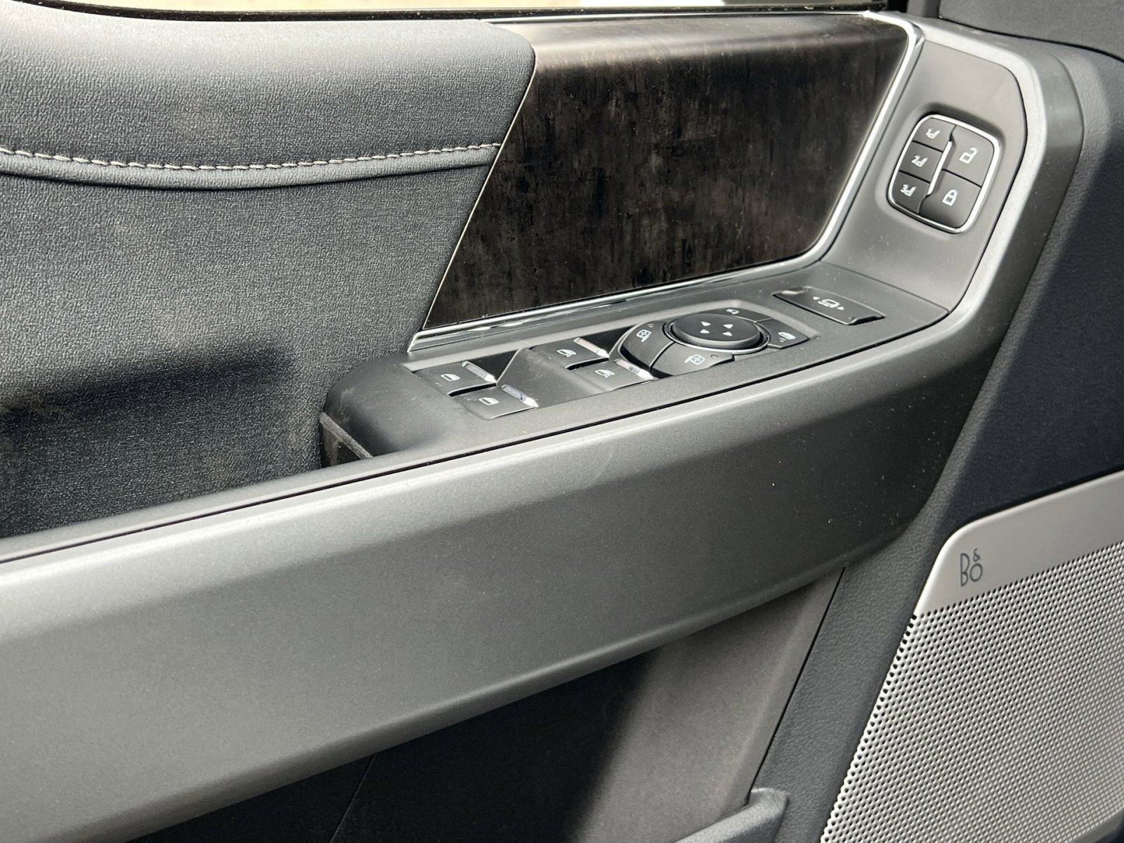 New 2026 Ford F250 Lariat w/ Lariat Premium Package image 15