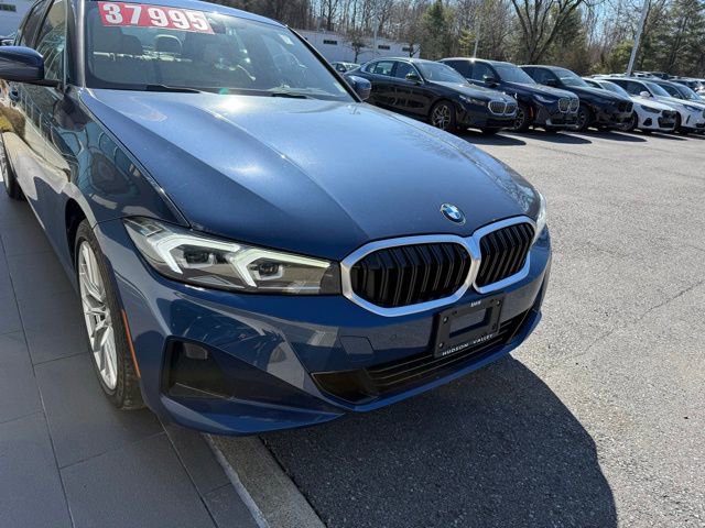 Used 2024 BMW 330i xDrive Sedan w/ Premium Package image 4