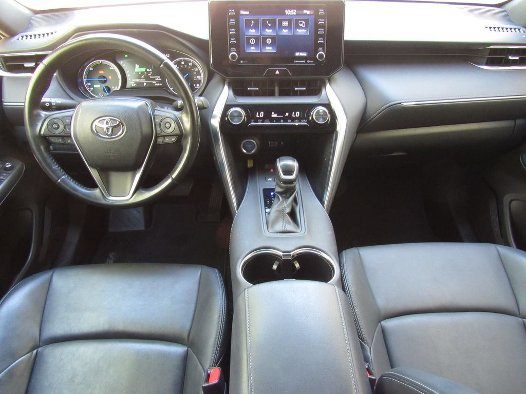 Certified 2022 Toyota Venza XLE AWD/4WD image 29