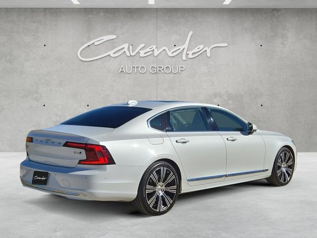 Used 2022 Volvo S90 B6 Inscription w/ Advanced Package image 16