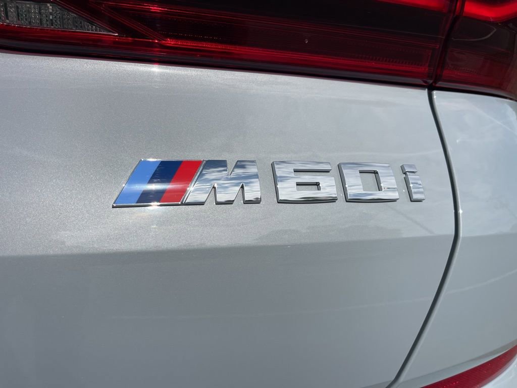 Used 2026 BMW X6 M60i w/ Executive Package image 27