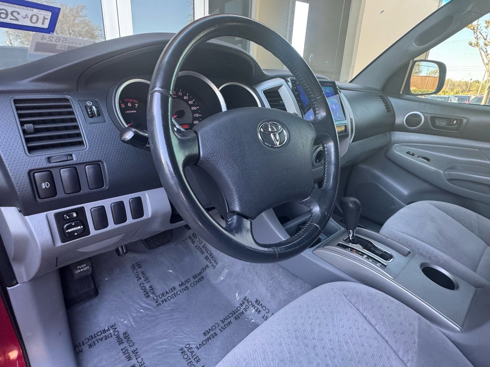 Used 2005 Toyota Tacoma Base V6 image 16