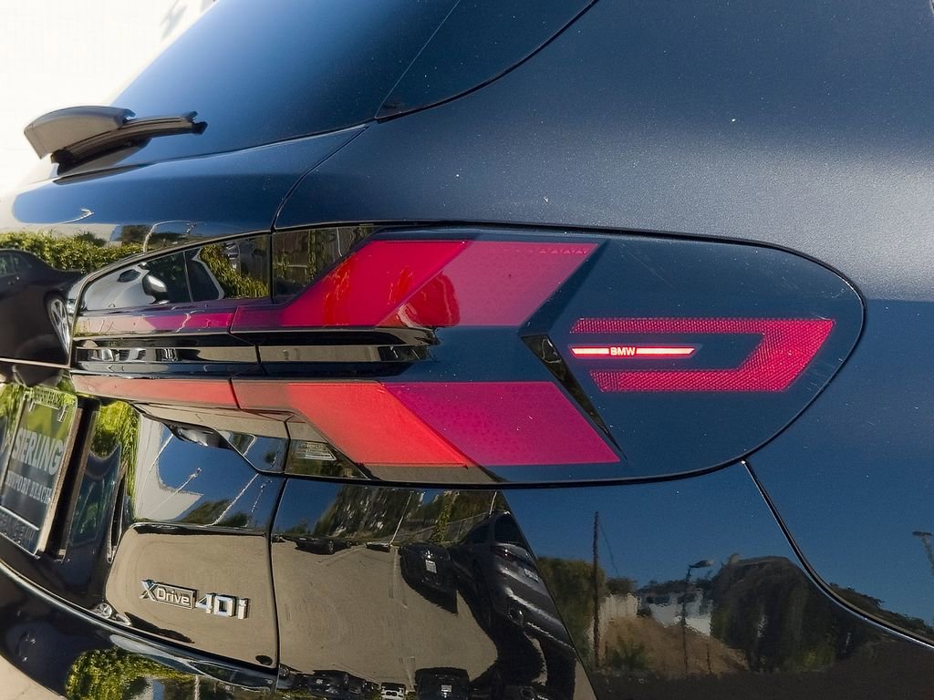 New 2026 BMW X5 xDrive40i w/ M Sport Package image 4