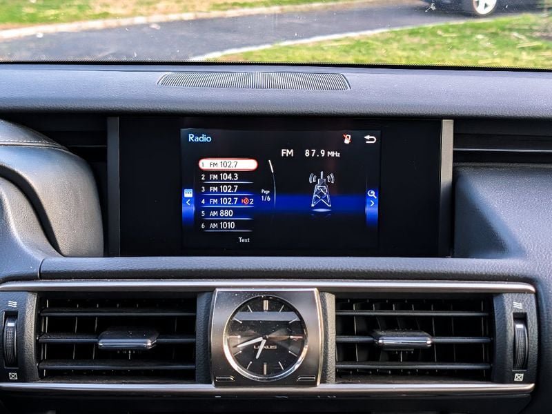 Used 2019 Lexus IS 300 F Sport w/ F Sport Package AWD/4WD image 23