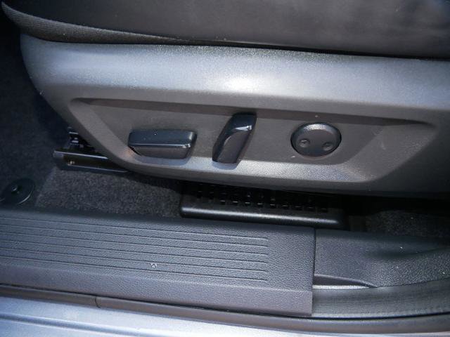 Certified 2023 Nissan Rogue SV w/ SV Premium Package image 16