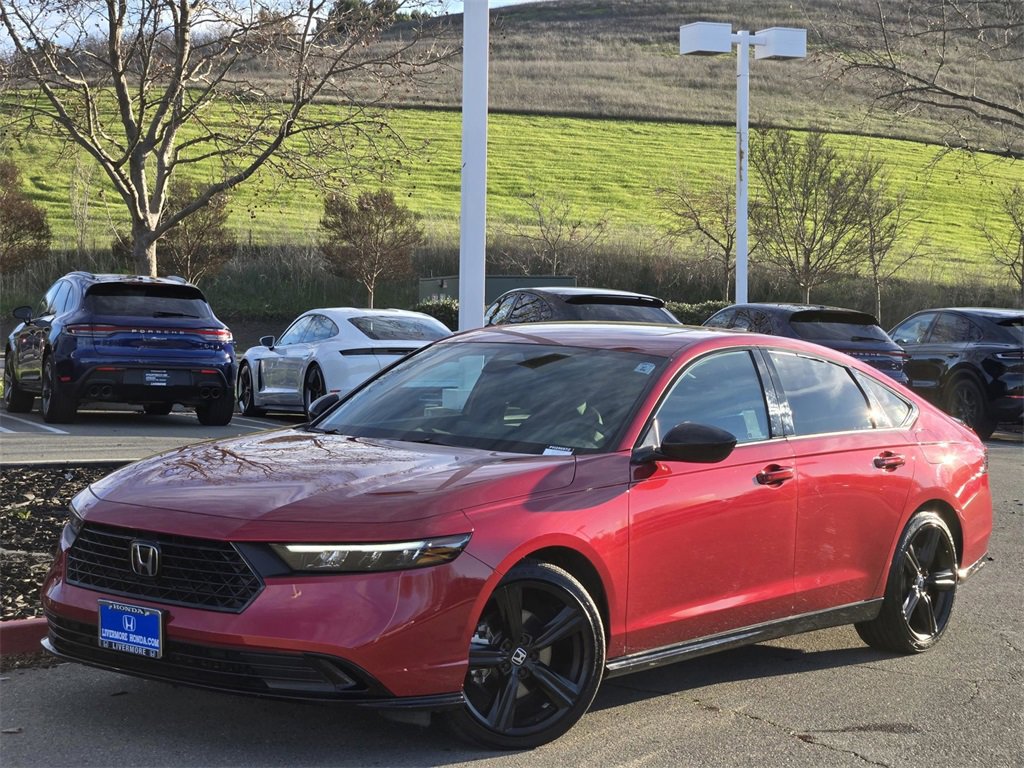Certified 2025 Honda Accord Sport image 1