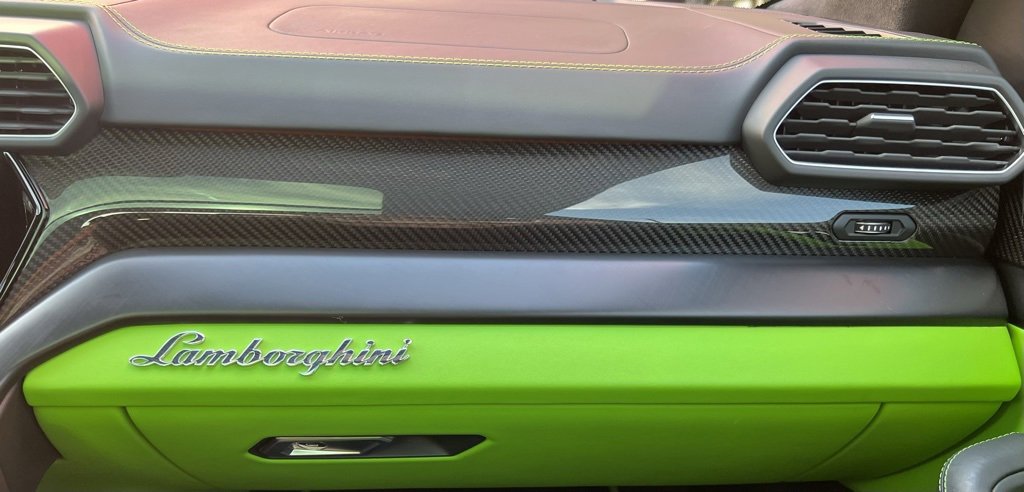 Used 2021 Lamborghini Urus image 25