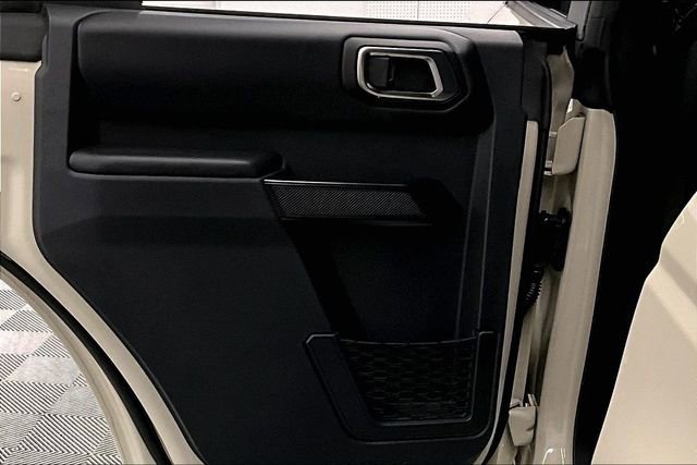 Used 2025 Ford Bronco Badlands image 19
