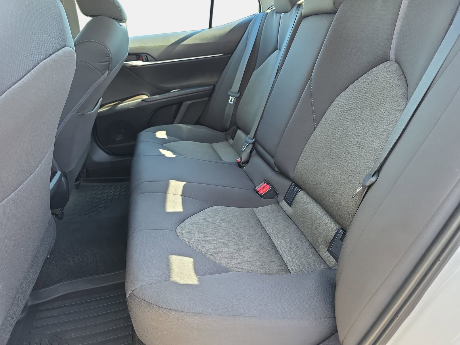 Used 2024 Toyota Camry LE w/ Convenience Package image 13