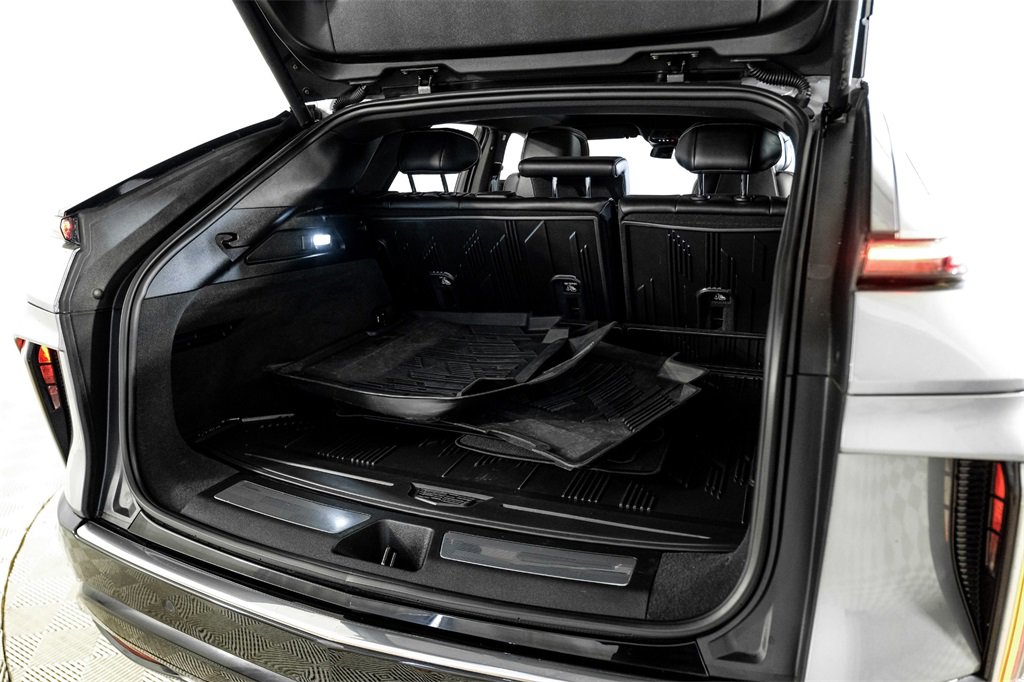 Used 2024 Cadillac Lyriq Luxury w/ LPO, Floor Liner Package image 54