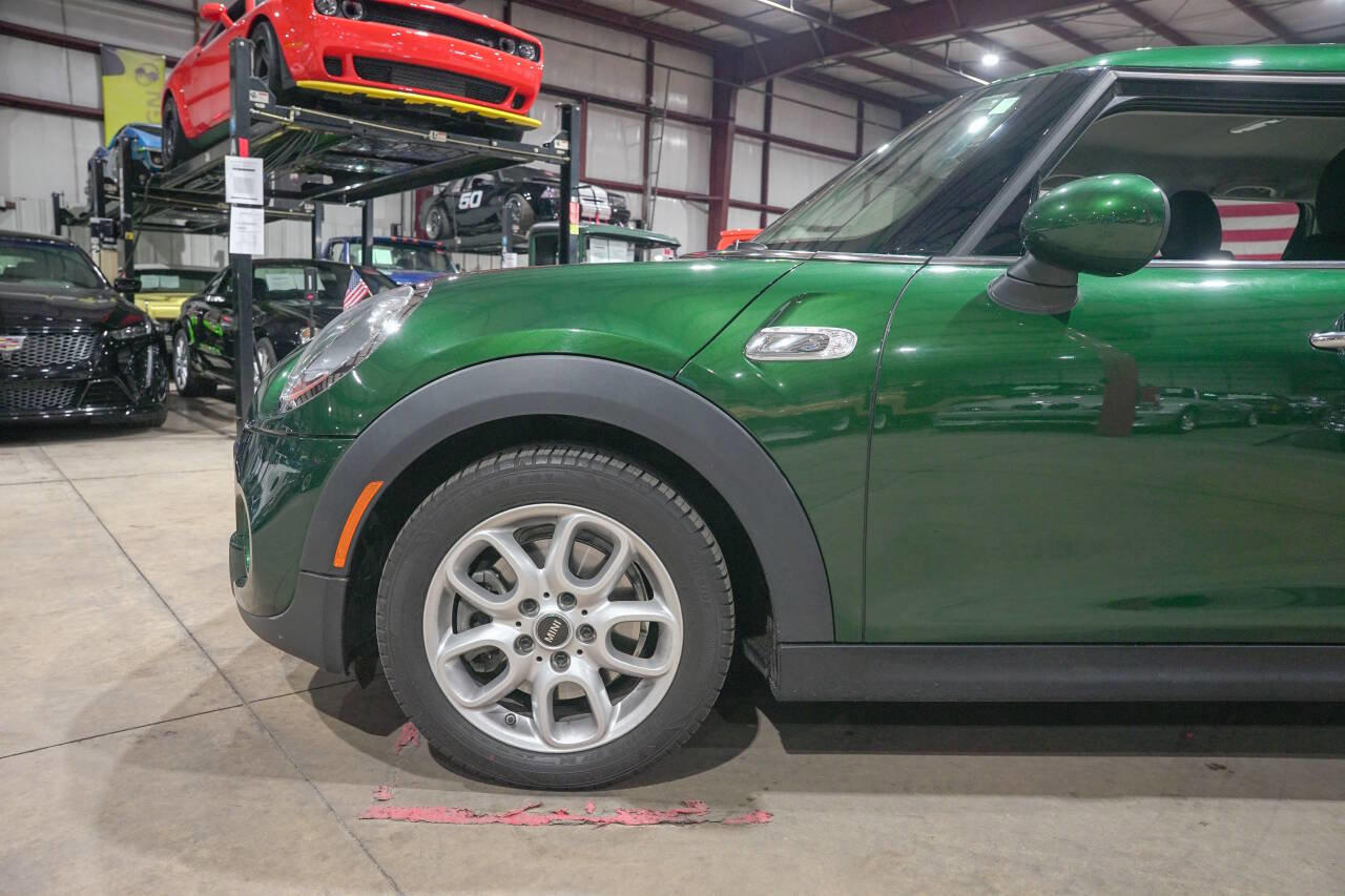 Used 2015 MINI Cooper S image 3