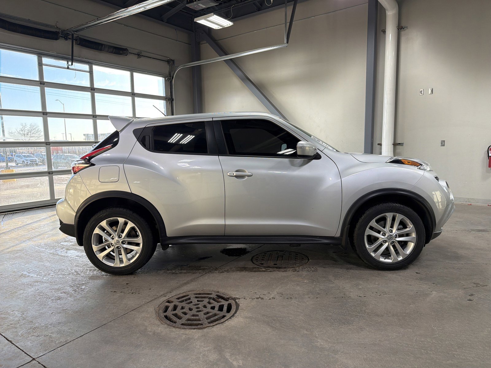 Used 2017 Nissan Juke S image 8