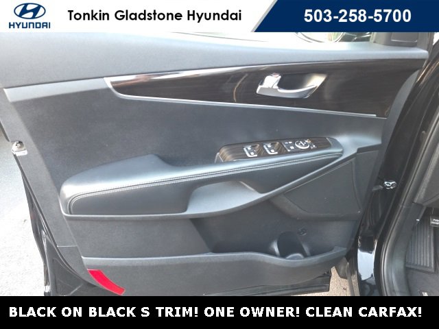 Used 2020 Kia Sorento S image 8