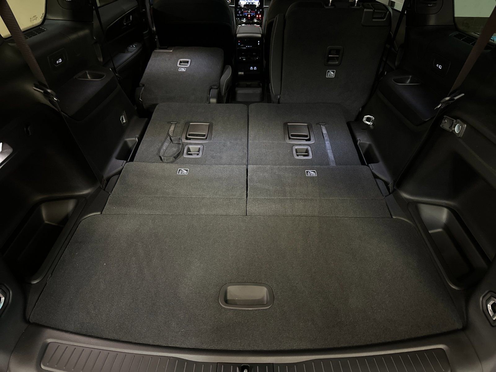 New 2025 Jeep Grand Cherokee L Laredo w/ Luxury Tech Group I image 15