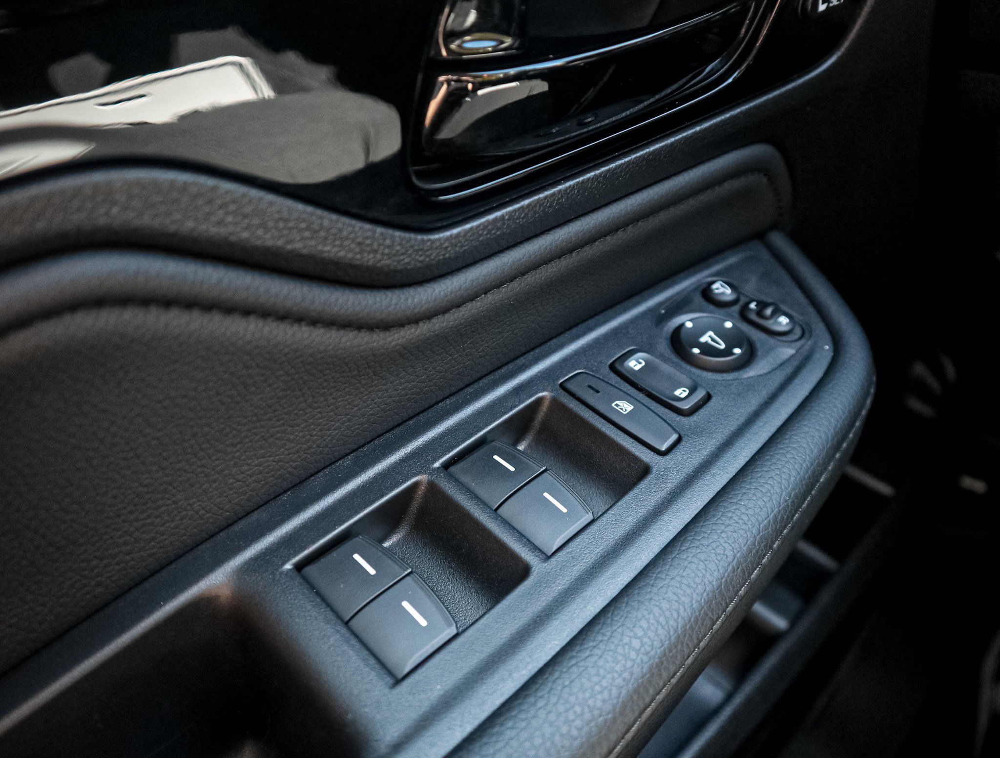 Used 2025 Honda Odyssey Elite image 15