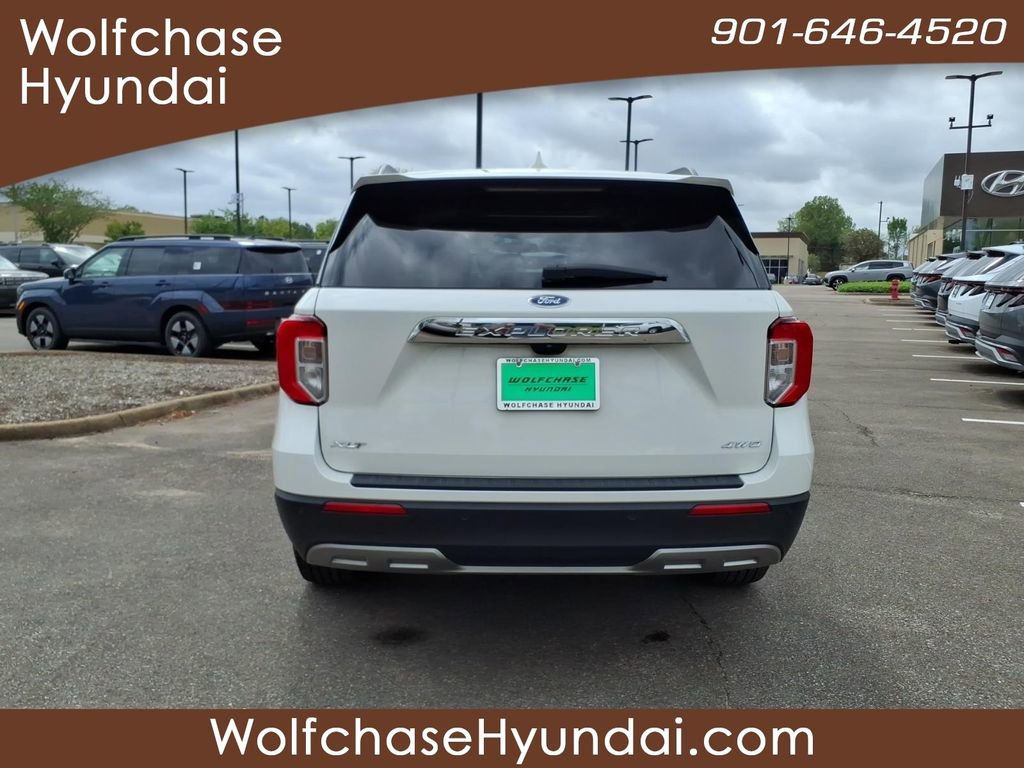 Used 2022 Ford Explorer XLT w/ Equipment Group 202A image 4