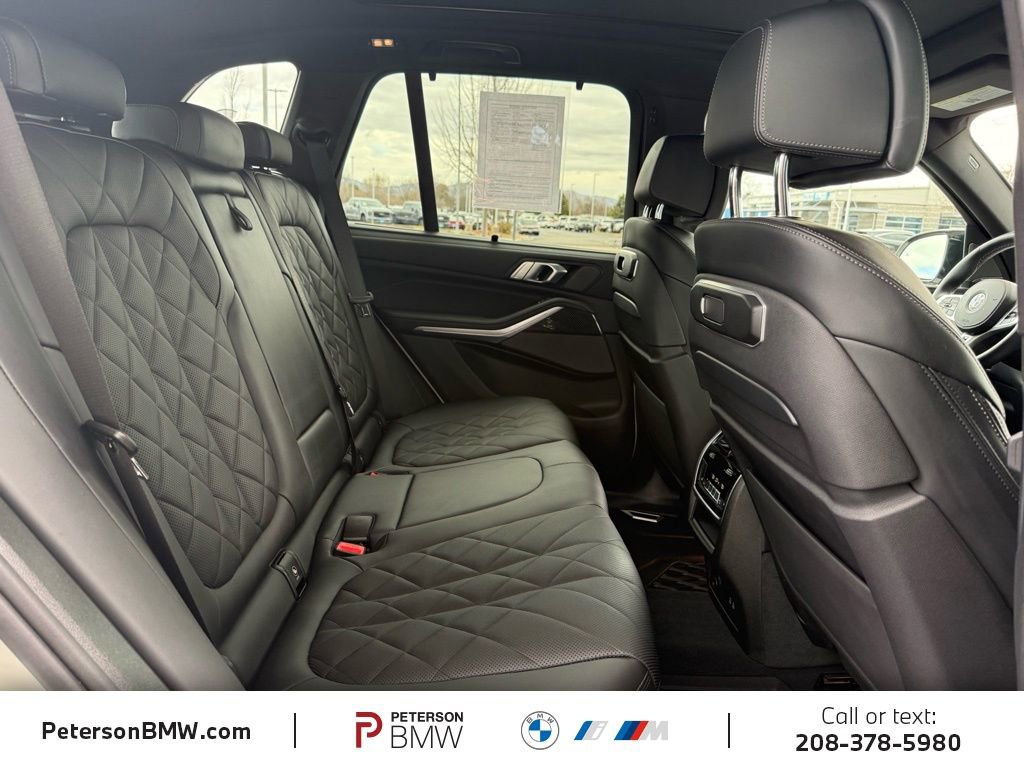 Used 2025 BMW X5 M60i image 21
