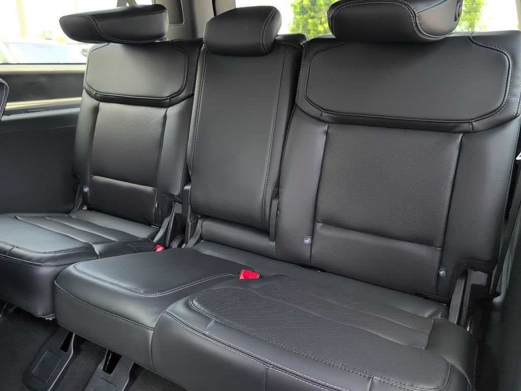 New 2026 Ford Expedition Max Platinum w/ Stealth Appearance Package AWD/4WD image 12