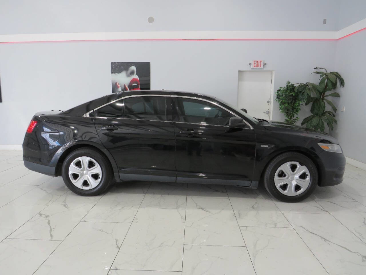 Used 2014 Ford Taurus Police Interceptor AWD image 2