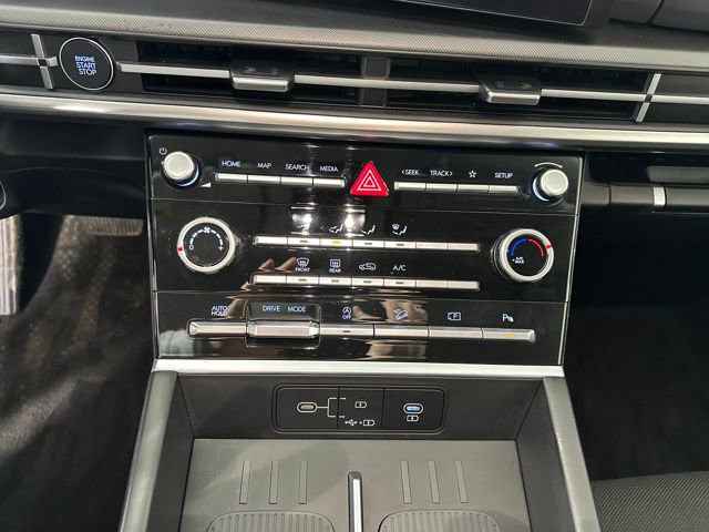 Used 2024 Hyundai Santa Fe SE image 23