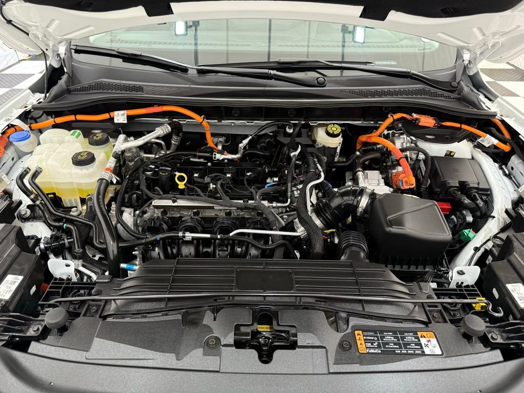 New 2024 Ford Escape SE w/ PHEV Premium Package image 9