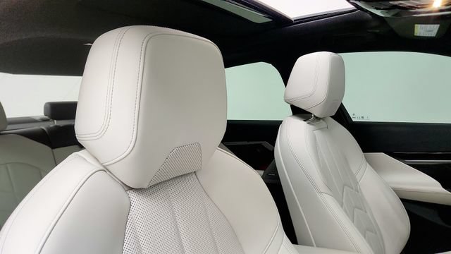 Used 2026 BMW 530i w/ M Sport Package RWD image 35