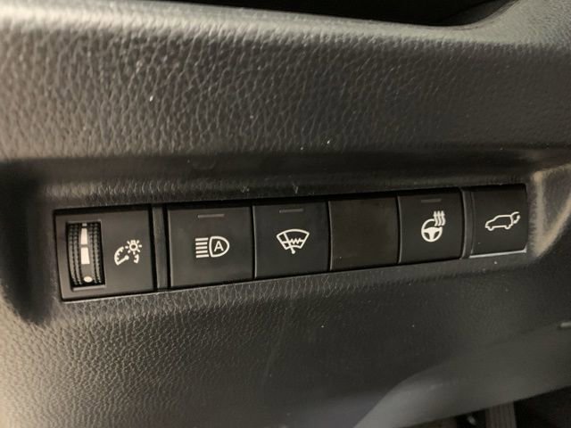 Used 2019 Toyota RAV4 XLE w/ Convenience Package image 18