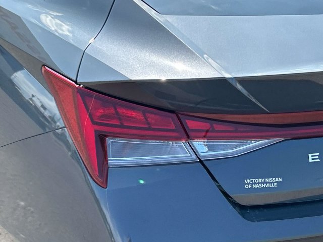 Used 2024 Hyundai Elantra SEL w/ Convenience Package FWD image 10