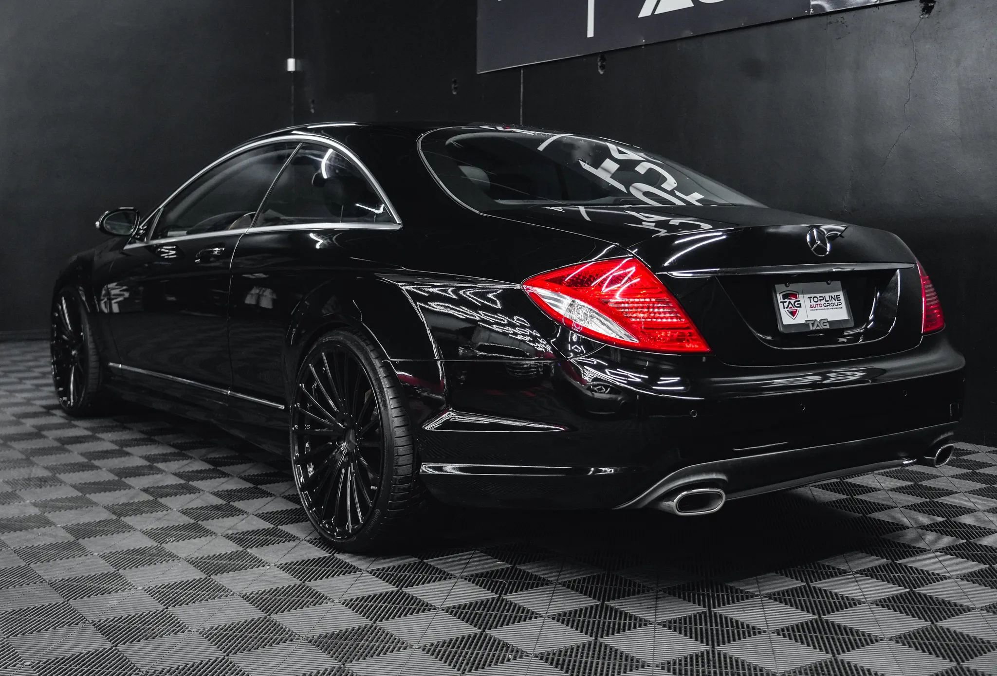 Used 2009 Mercedes-Benz CL 550 4MATIC image 26