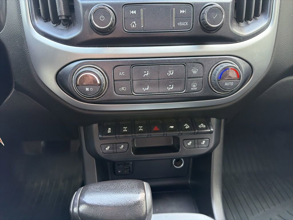 Used 2019 Chevrolet Colorado ZR2 w/ ZR2 Dusk Special Edition image 18