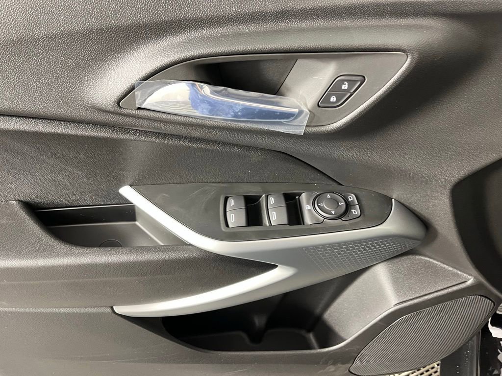 New 2026 Chevrolet Trax RS image 24