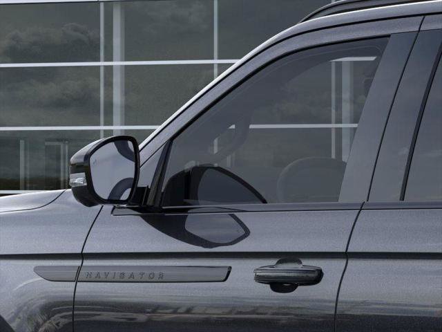Used 2026 Lincoln Navigator L Reserve w/ Jet Appearance Package AWD/4WD image 20