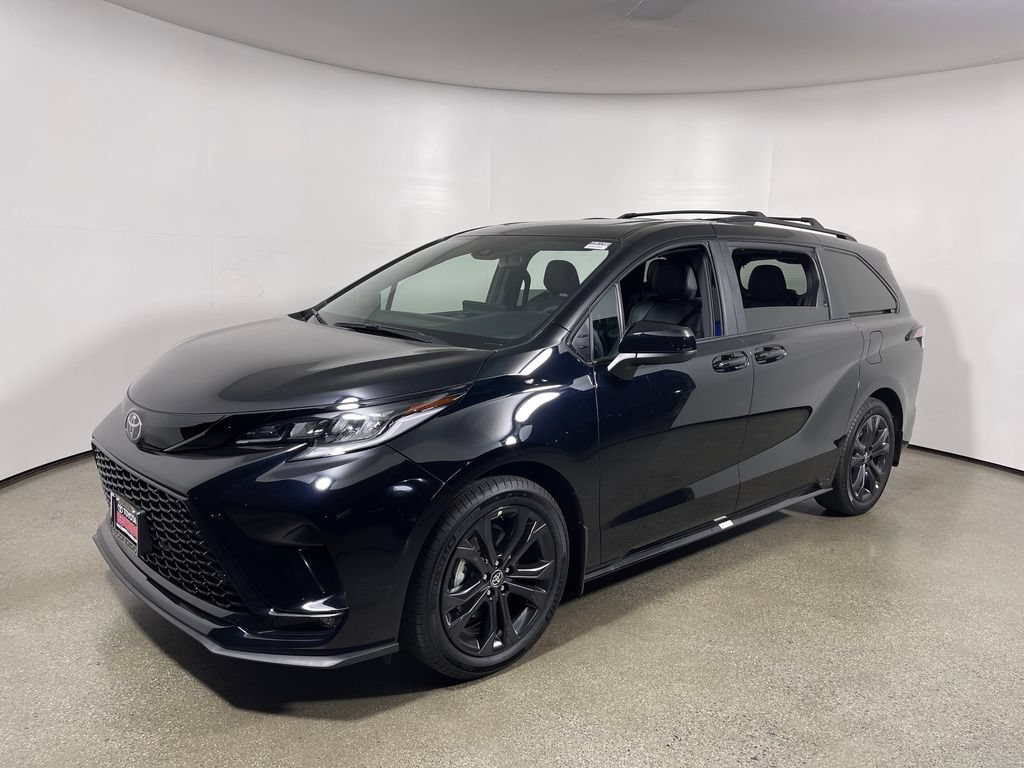 New 2026 Toyota Sienna XSE FWD image 7