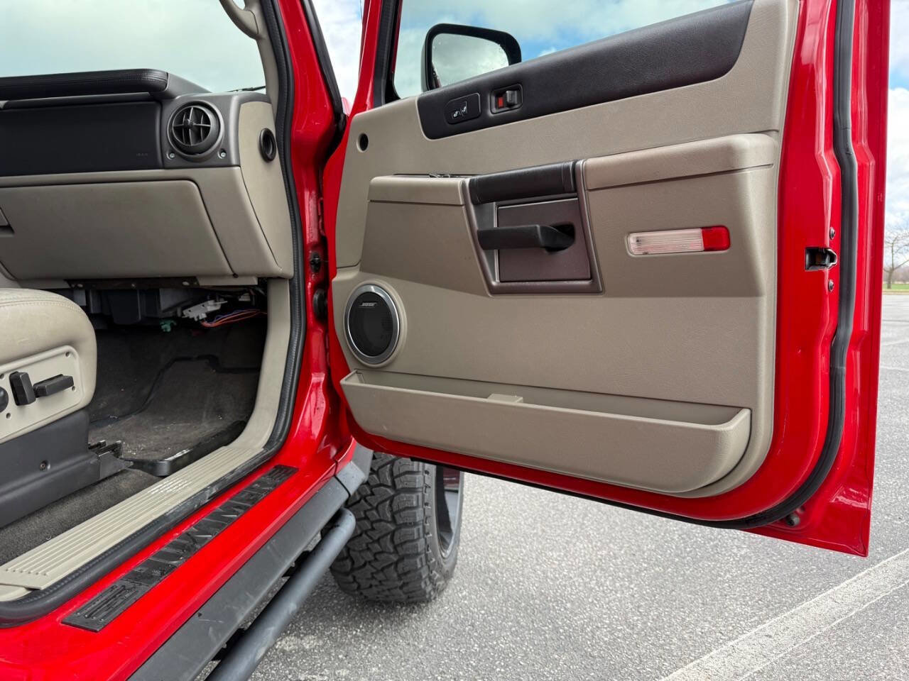 Used 2004 HUMMER H2 image 19