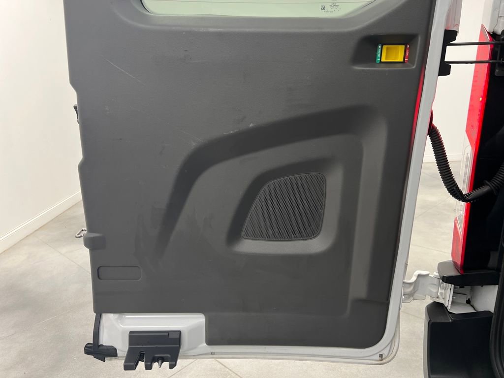 Used 2023 Ford Transit 350 XLT image 16