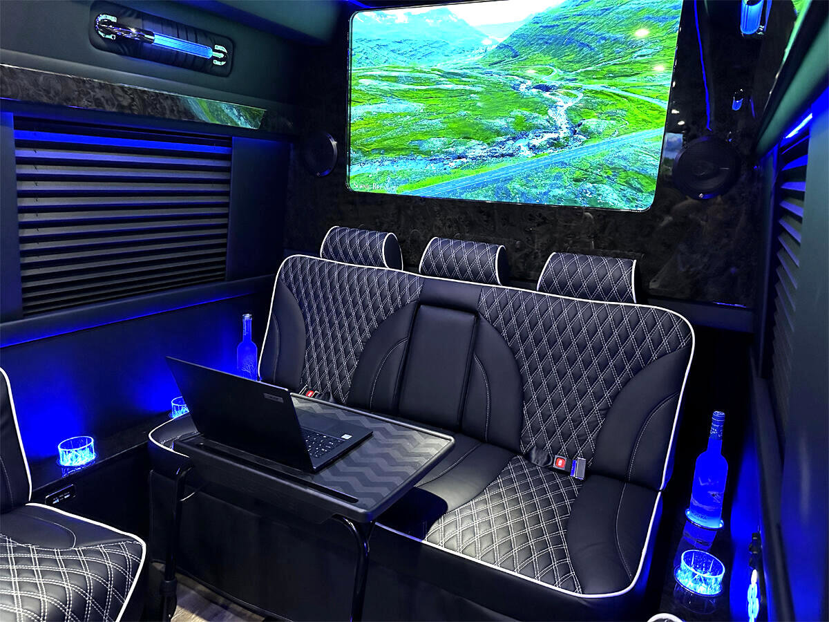 Used 2024 Mercedes-Benz Sprinter 3500 image 20