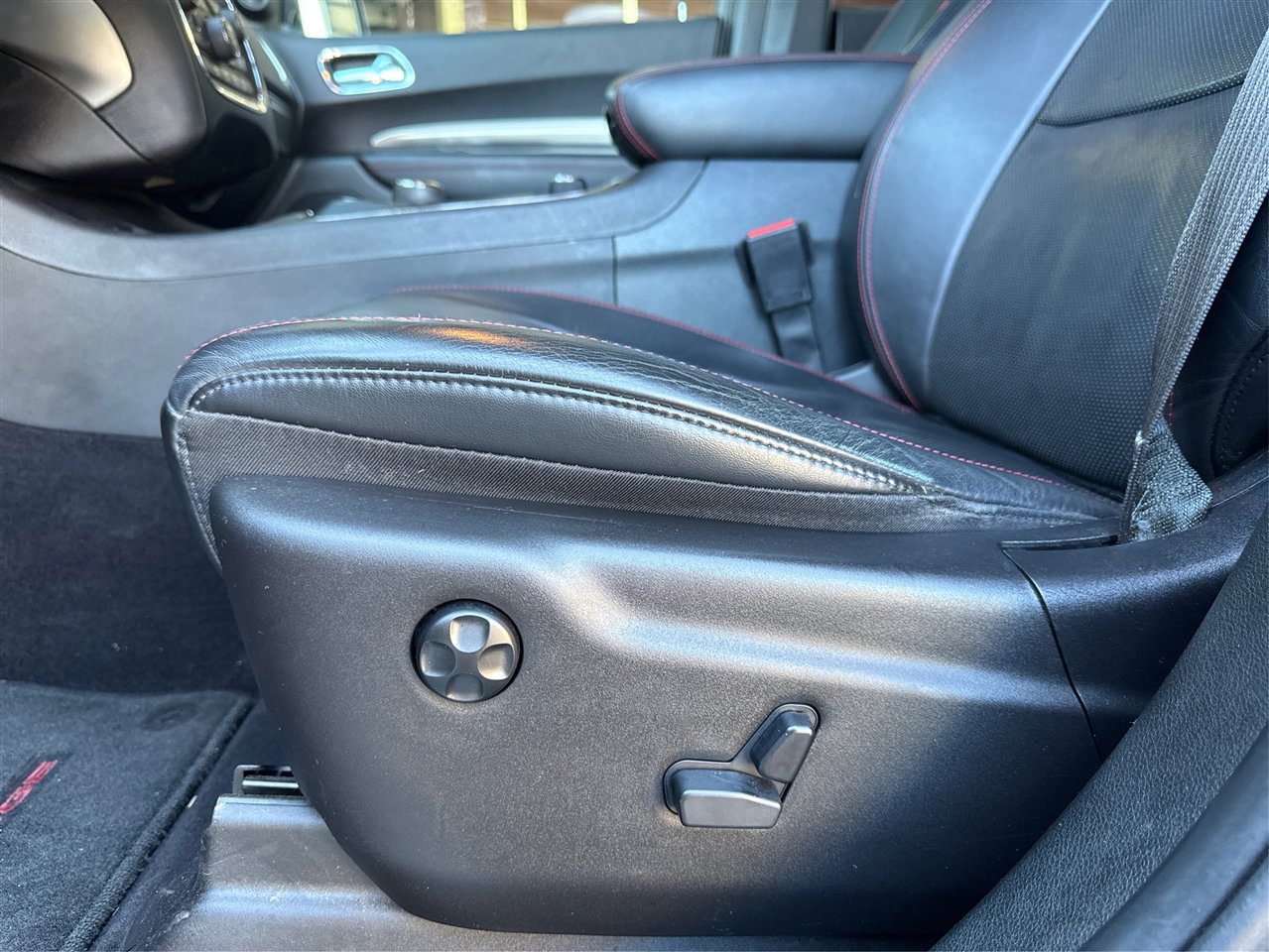 Used 2017 Dodge Durango R/T w/ Trailer Tow Group IV image 19