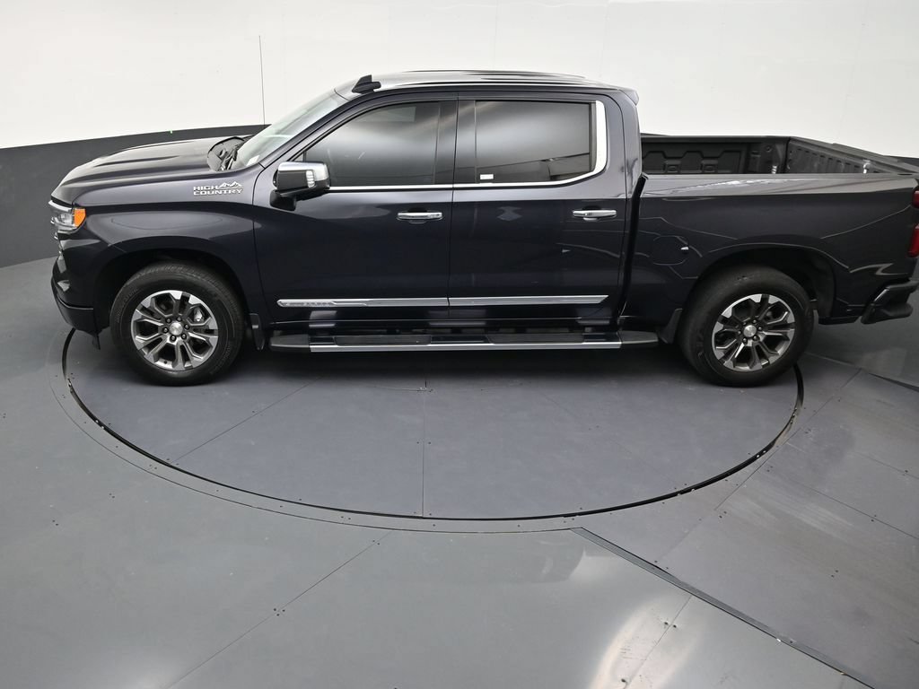 Used 2024 Chevrolet Silverado 1500 High Country w/ Technology Package RWD image 13