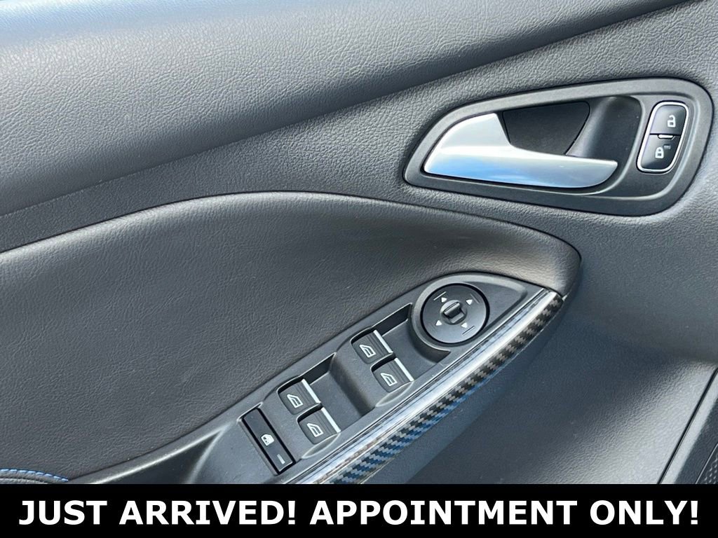 Used 2018 Ford Focus RS AWD/4WD image 32