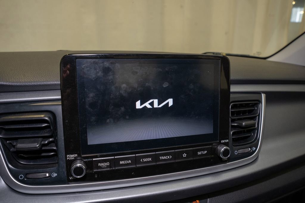 Used 2023 Kia Rio S image 12