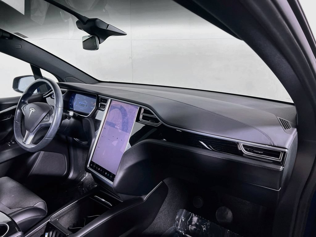 Used 2018 Tesla Model X 75D AWD/4WD image 27
