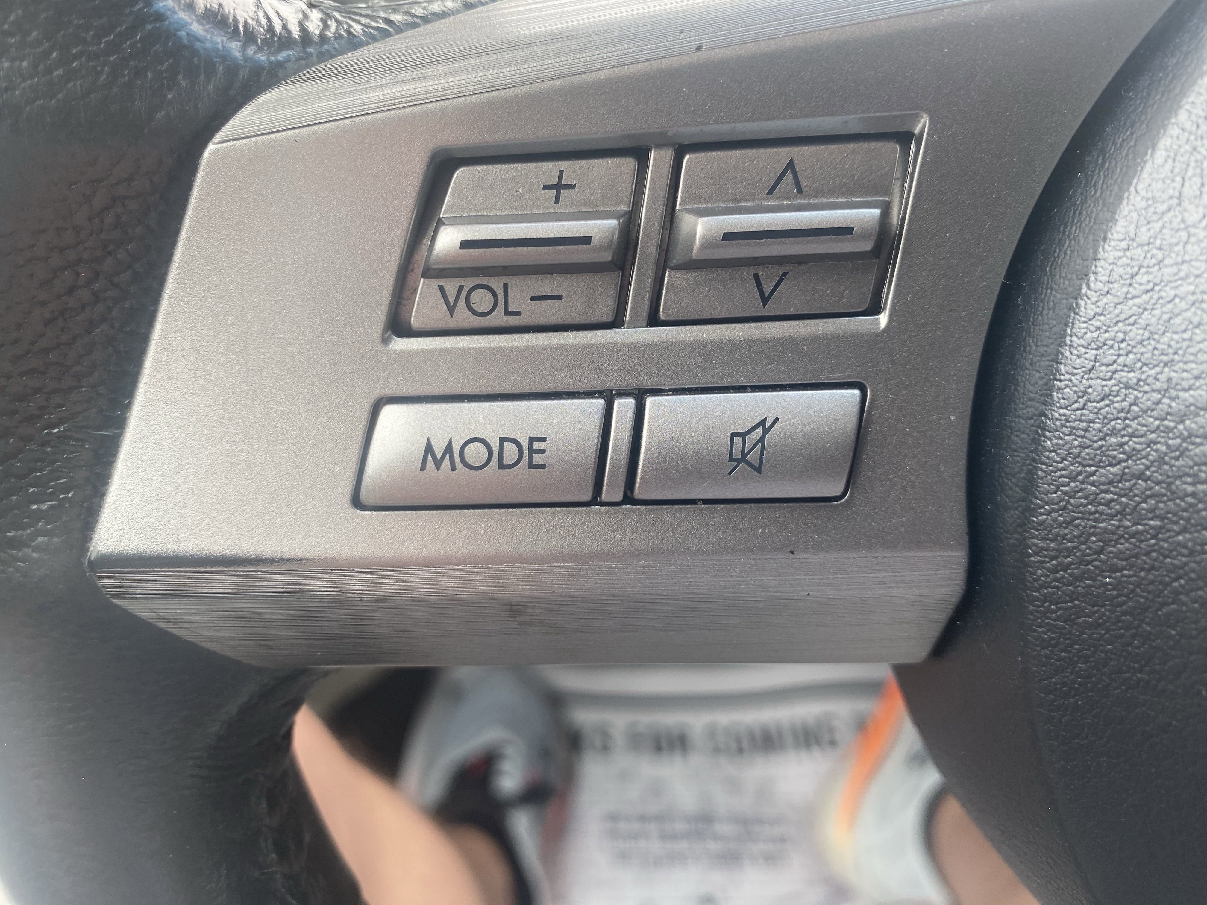 Used 2011 Subaru Outback 2.5i Premium image 17