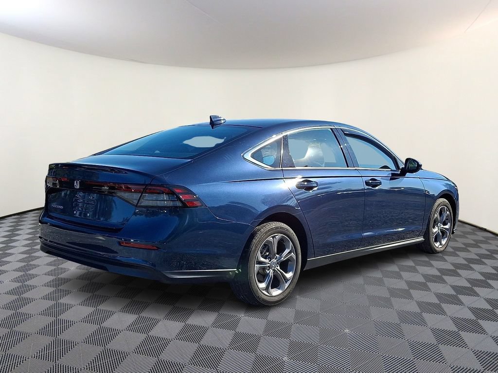 Used 2024 Honda Accord EX image 9