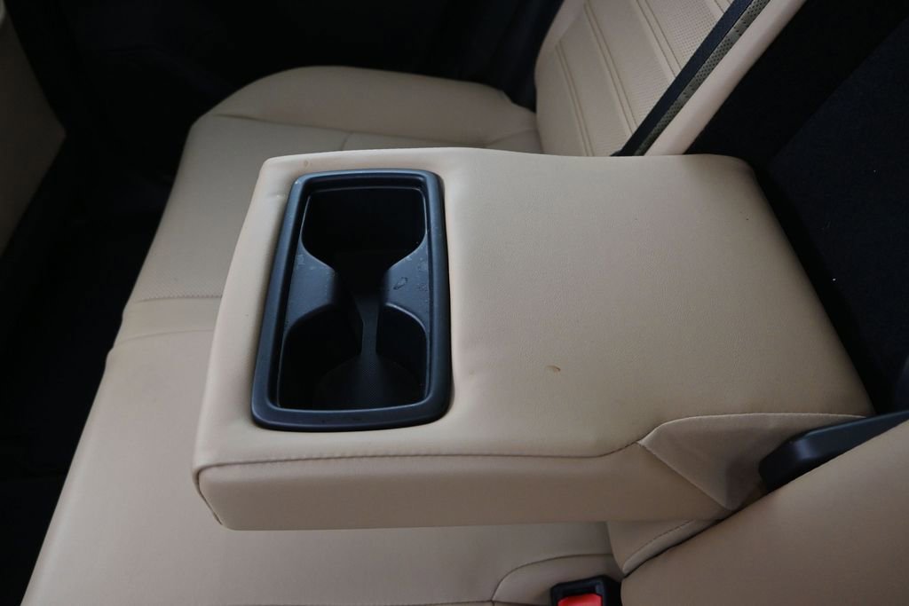 Used 2025 Toyota RAV4 Limited AWD/4WD image 17