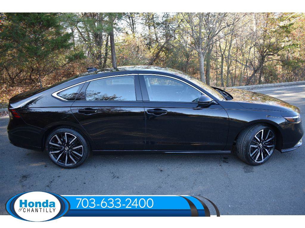 New 2025 Honda Accord Hybrid Touring image 12