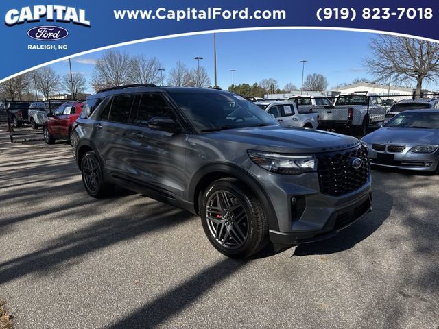 Certified 2025 Ford Explorer ST-Line w/ ST-Line Street Pack image 2
