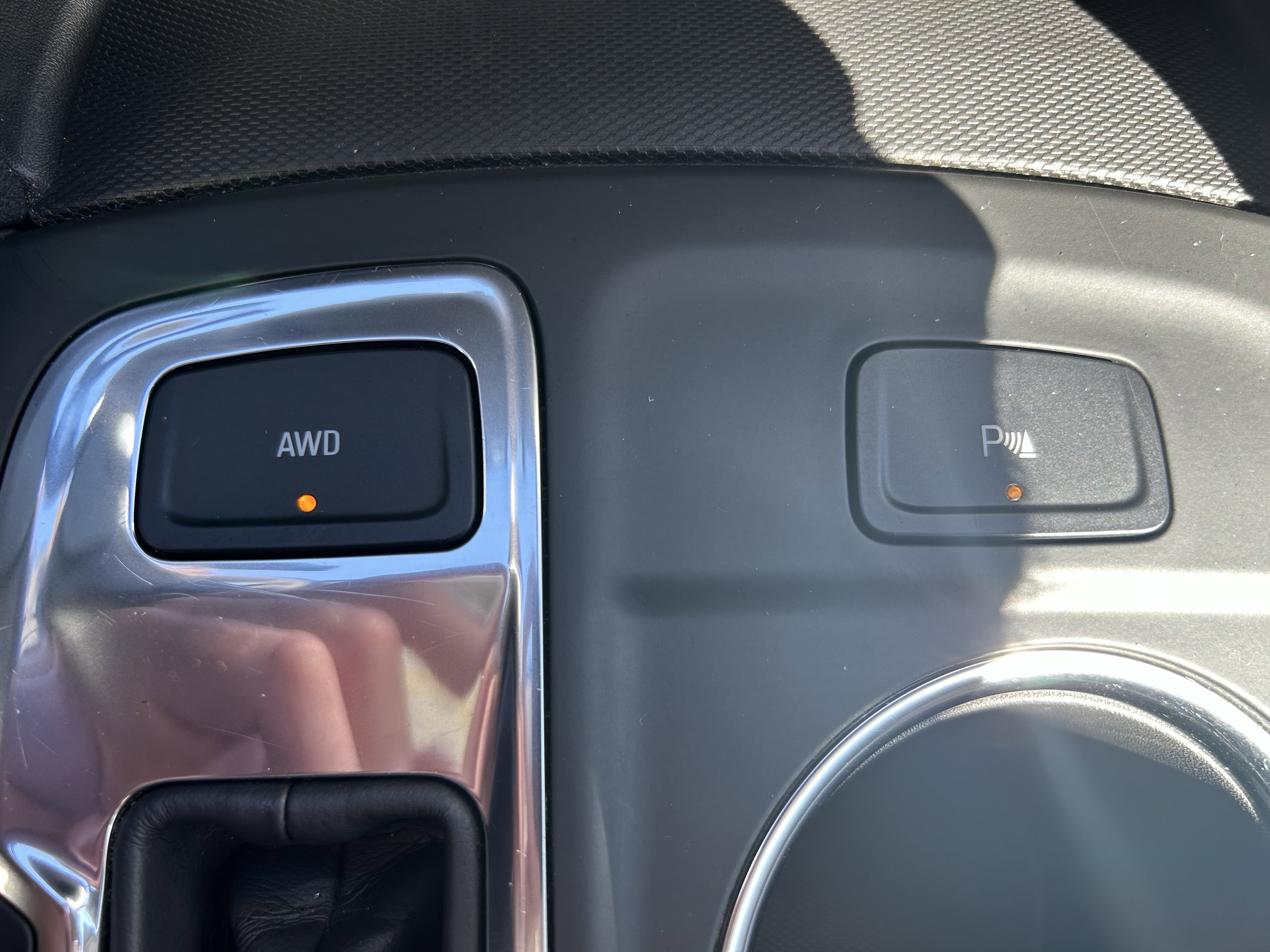 Used 2024 Chevrolet Equinox LT image 32