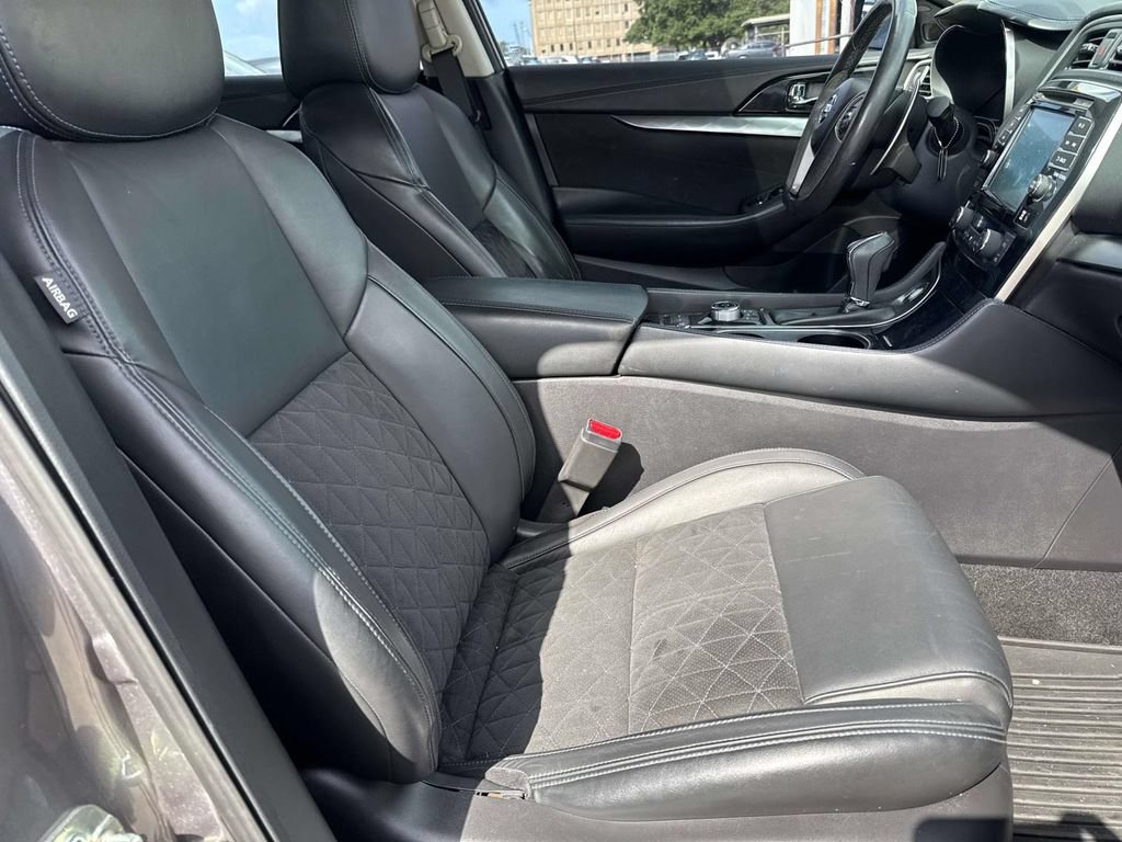 Used 2016 Nissan Maxima SR FWD image 12