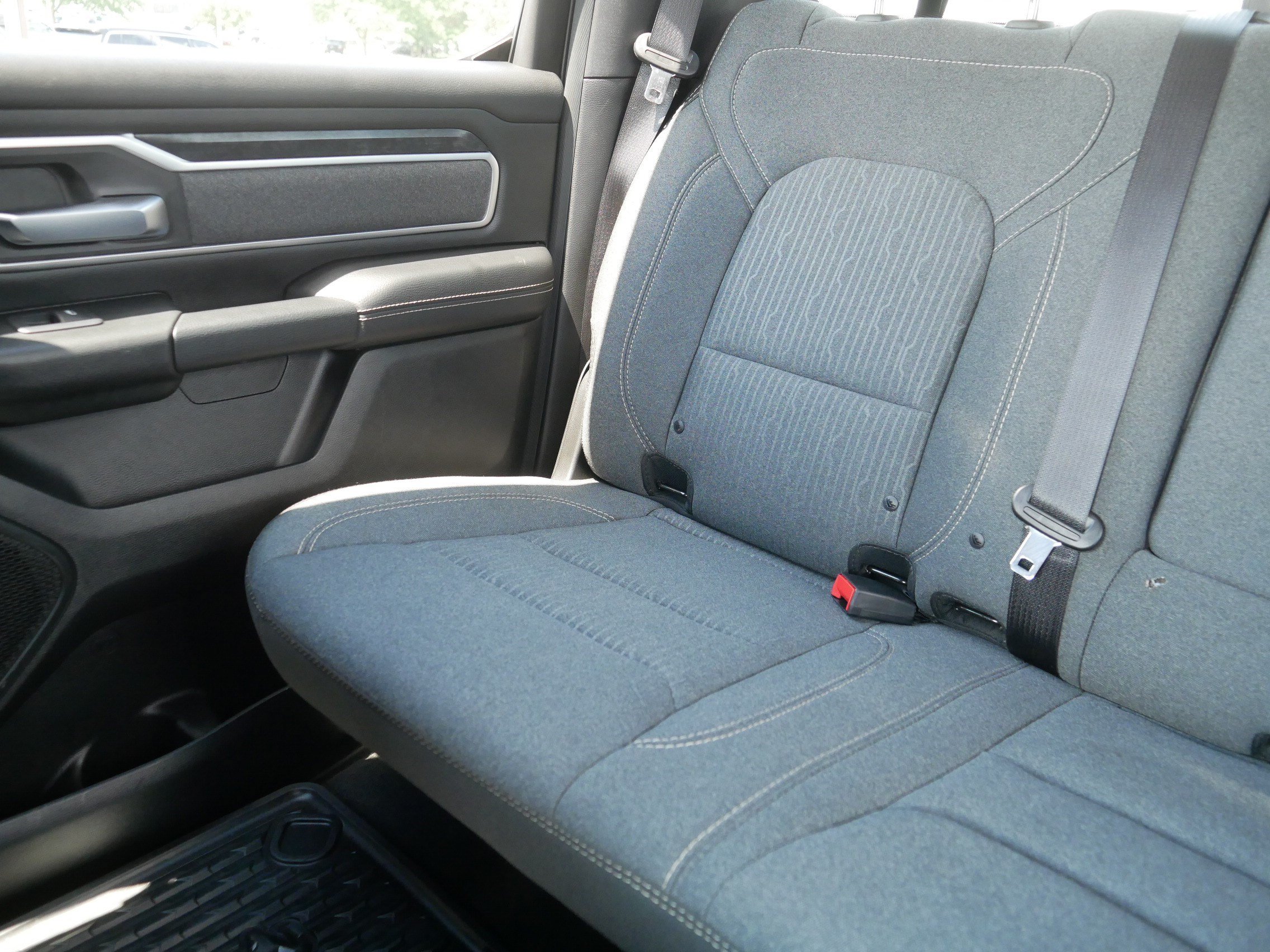 Used 2019 RAM 1500 Big Horn AWD/4WD image 12