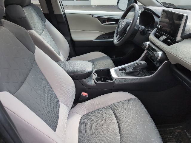 Used 2023 Toyota RAV4 XLE w/ Convenience Package AWD/4WD image 27